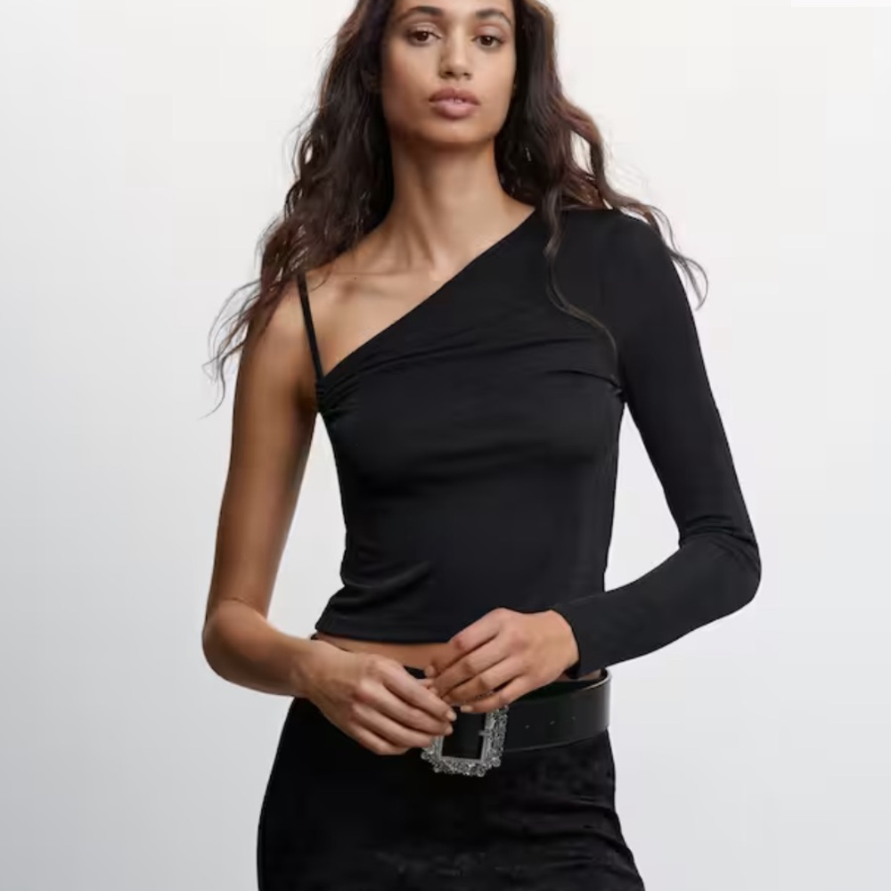 Mango black asymmetrical top! NWT size small
